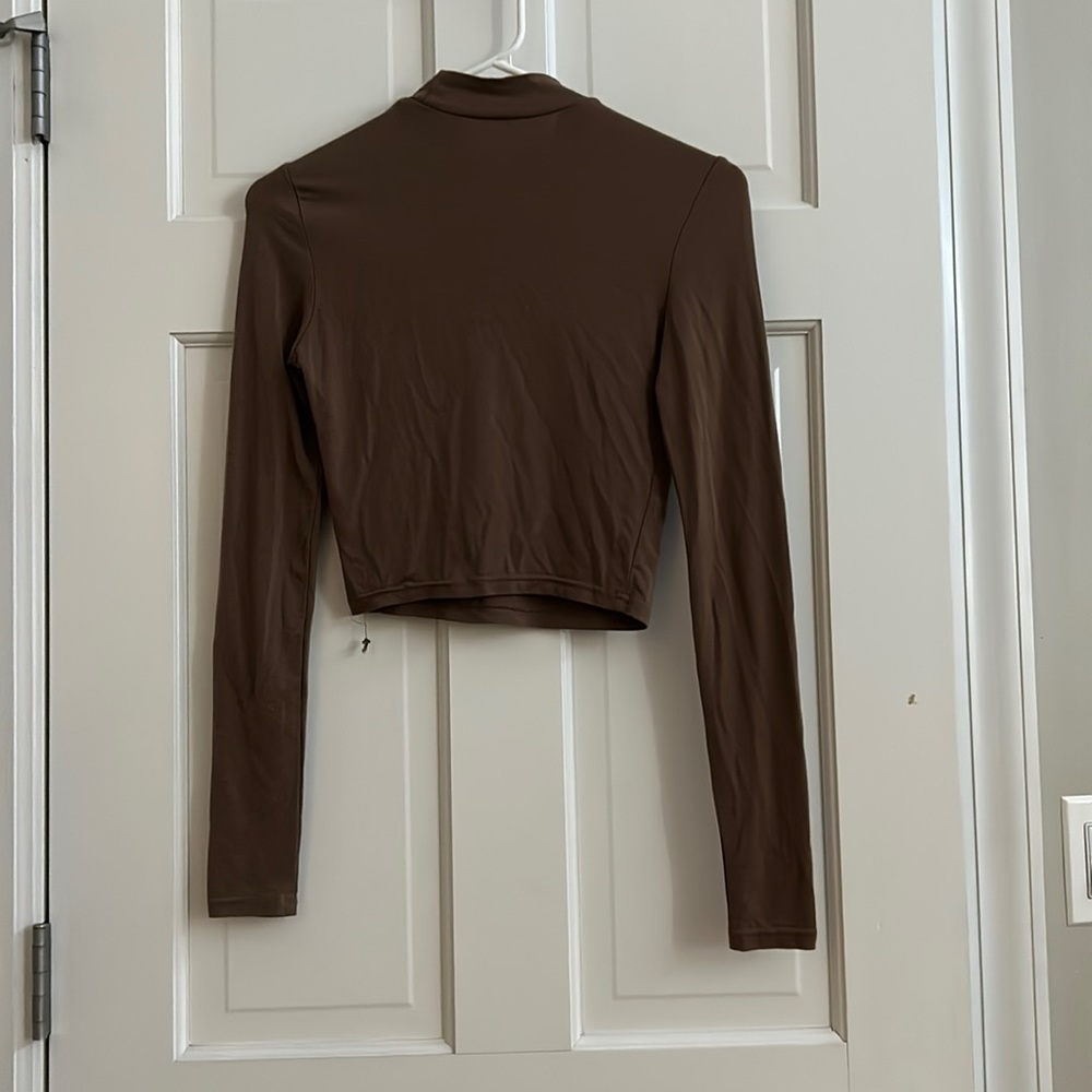 SHEIN Brown Mock Neck Long Sleeve Size XS